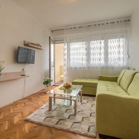 Apartman Andjela 티바트 외부 사진