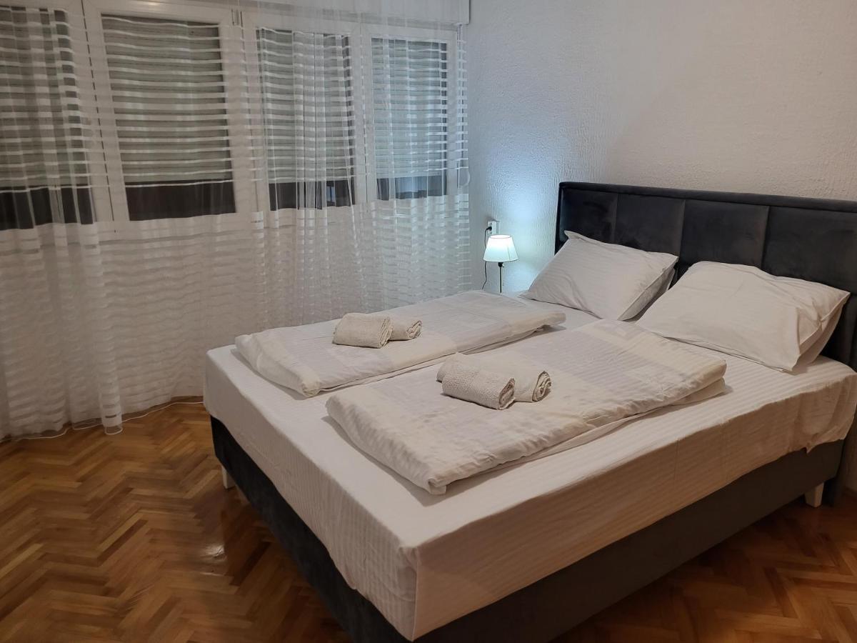 Apartman Andjela 티바트 외부 사진